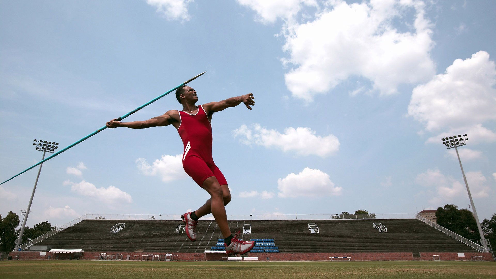 斯图加特重视强度训练整体运行快速节奏，斯图加特是什么意思